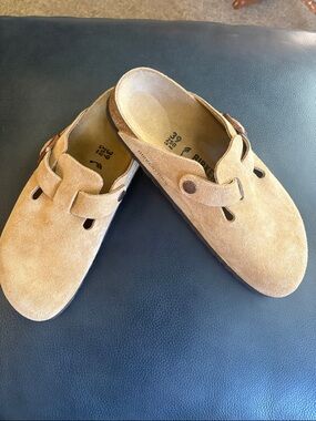 Birkenstock Women’s Suede clogs